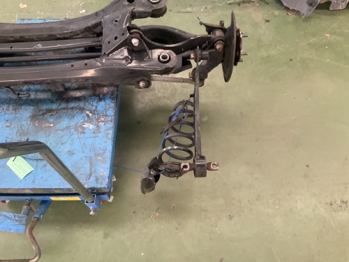 Achterbrug compleet Met Schijfremme  hybride / benzine /diesel