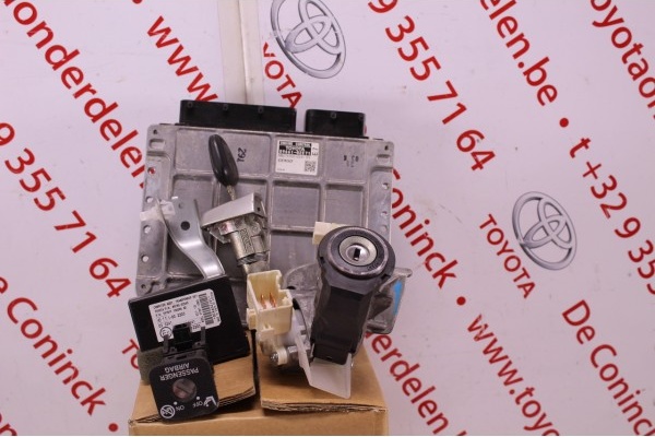 Ecu Met Transporter-1 Sleutels -Immobilizer 89780-02040+ Slot Deur + Slot Airbag