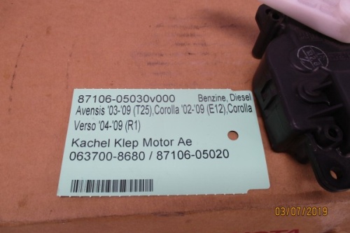 Kachel Klep Motor Ae 063700-8680 / 87106-05020