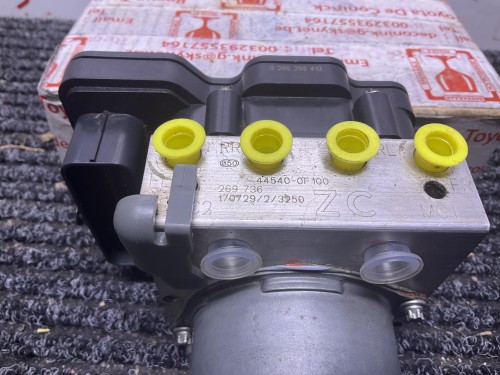 Abs Pomp 44050-0F010