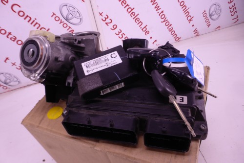 Ecu Motor 2Adftv/+Transponder+Sleutels4+Airbagslot+Slot Deurlv