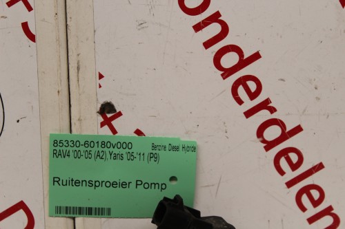 Ruitensproeier Pomp achter aan 