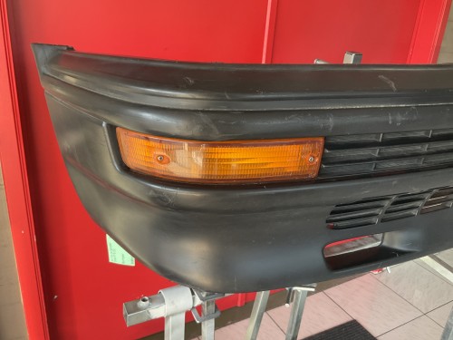 Bumper voor sedan 
