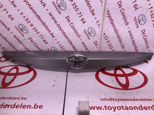 Handvat Kofferklep hachtback 76811-02790 verschillende kleuren 