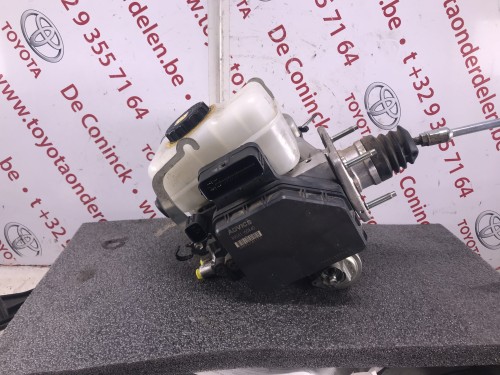 Rem Booster Assy, W/master Cylinder/89541-60A40 - 2009/2015