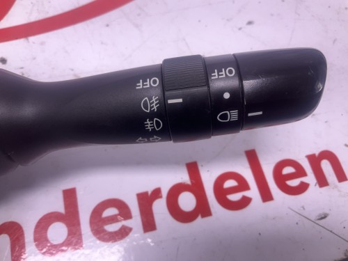 Lichtschakelaar met mistlampen V