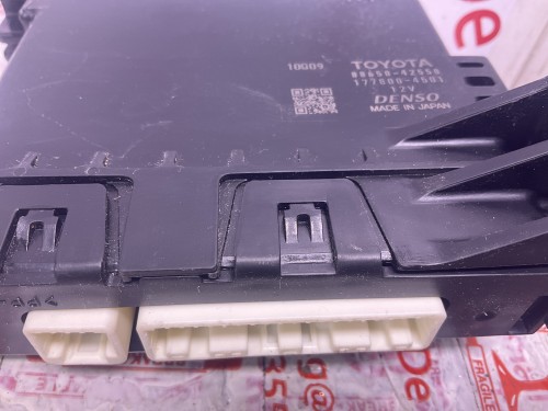 Amplifier/Regelaar Aircosysteem Rav4