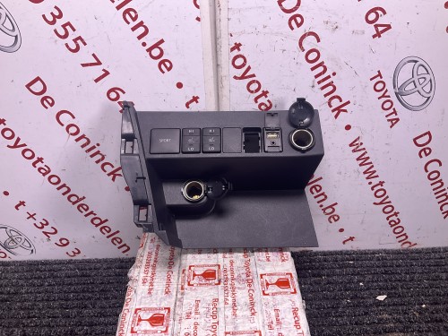 Instrumentenpaneel  Rav 4 , met knoppen 