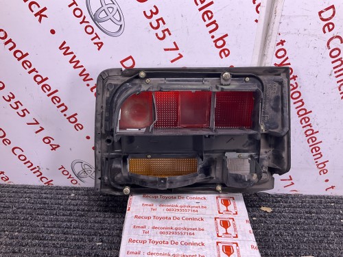 Achterlicht glas rechts achteraan , kleine barst (wit)