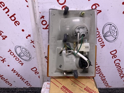 Knipperlicht/stadslicht links Hiace (H5/6) ‘87-‘89 Origineel nieuw