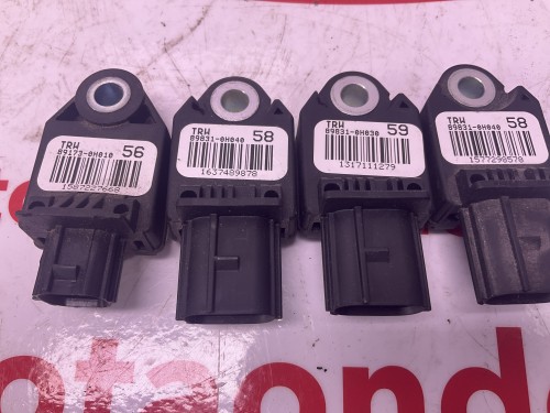 Crash sensor airbags 
