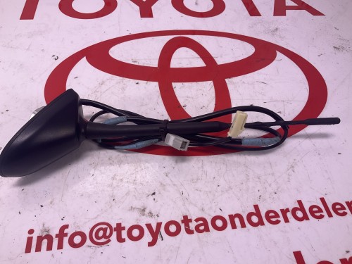 Antennespriet  & antenne voet 86300-0HO2Aygo (B4) ‘14-‘20