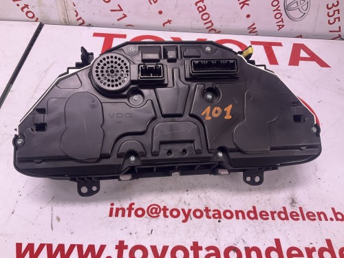 Kilometertellerwerk Auris (E18) ‘12-‘16 1.8 vvt-i Hybride  123800 km