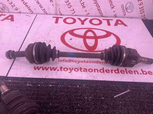 Aandrijfas links Starlet (P7) ‘84-‘89 1.0 & 1.3 benzine