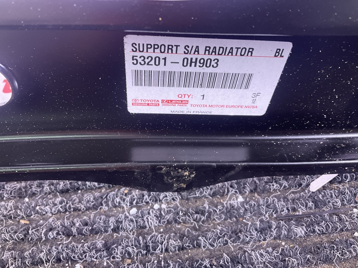 Radiator steun 
