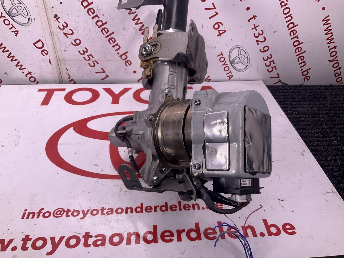 Stuuras samen gesteld met ingebouwde servo - Toyota Yaris Cross -22