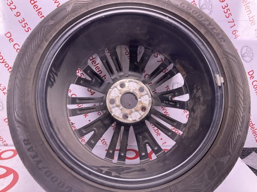 Velg 18 duim x7 duim / Tyre  Good Yaer 215/50/18 92 V 