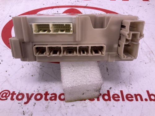 Zekering kast aan bestuurder met 89221-0H010