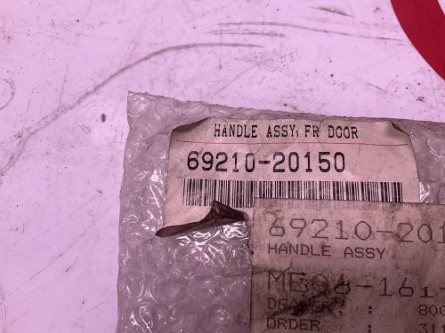 Buiten handvat rechts voor