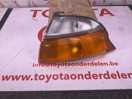Stand en pinklicht links voor 