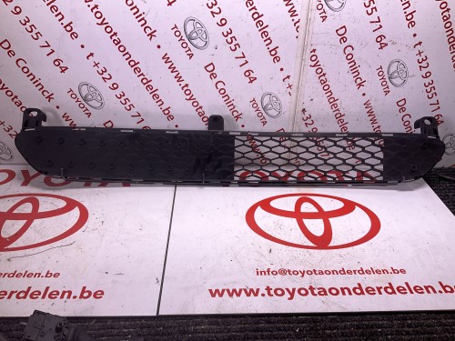 Grill bumper voor  aygo  nieuw origineel 02/2005-12/2008
