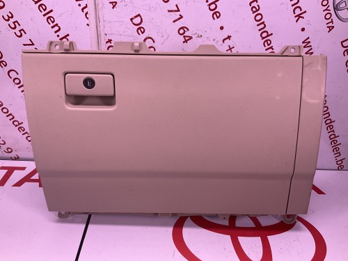 Handschoen kast  je  beige kleur 