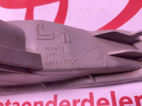 Pinklicht links voor  in bumper  11/193-12/1995