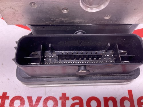 Abs pomp nr op pomp 44540-0D781  Hybride 2023 