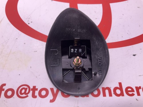 Reflector links achter op laadbak Hilux (N10) ‘91-‘97 Origineel nieuw