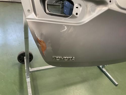 Kofferdeksel met schade  zie foto 's hachtback kleur 1F7