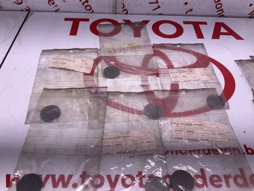 Dikte plaatsje  regelen kleppen 13 in totaal vele toyota 's 