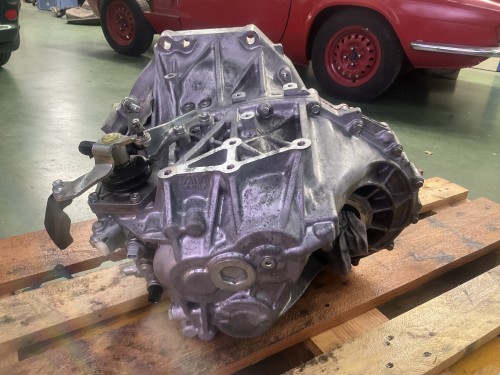 Versnellingsbak ea64  manueel 6V  ENGINE 2ww
