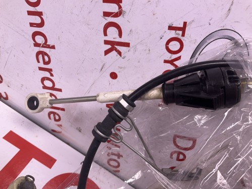 Kabel versnellingsbak 2azfe rechter zijde 02-2000/02-2006