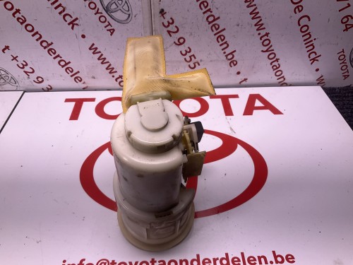 Brandstof pomp  12 V 12-1999/09-2005