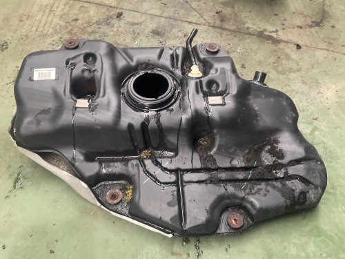Brandstof tank hybride 02-2012/02-2018