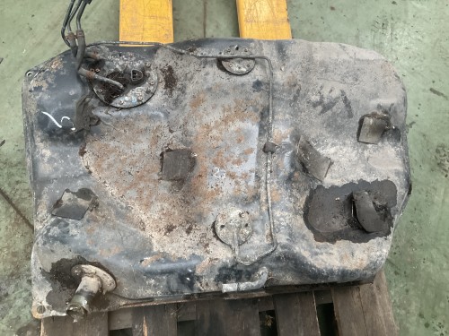 Brandstof tank diesel en benzine 11-1992/09-2001