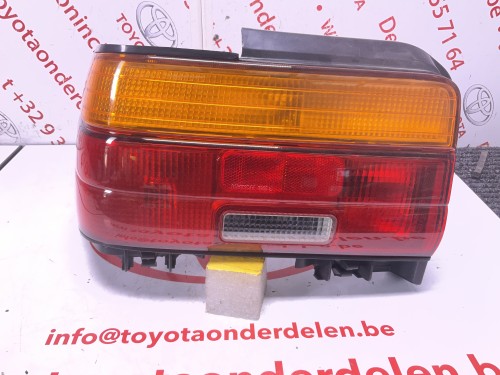 Achterlicht links  sedan 