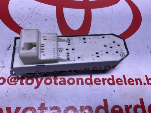 Schakelaar 4 ruiten 12-2012/01-2018