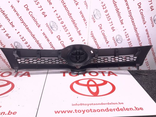Grille Corolla (R1) Verso 02/2004 05/2007 type met camerabevestiging Origineel nieuw