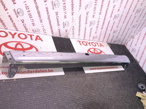 Bumper achteraan chroom Hilux '89-'91 Nieuw origineel
