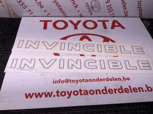 Klevers laadbak links& rechts Toyota Hilux (AN120, AN130)