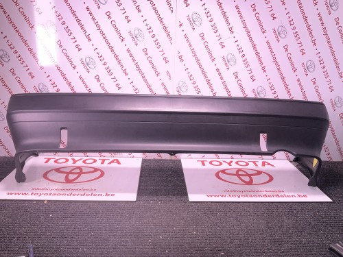 Achter bumper sedan  01-1984/07-1988 origineel nieuw 
