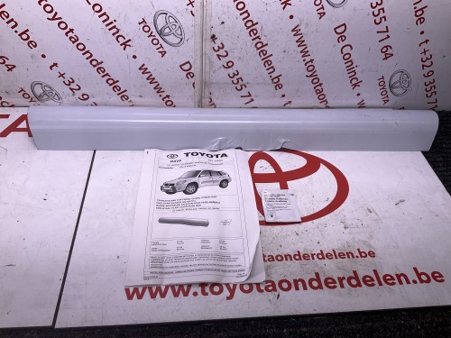 Chromen profielafdekking bullbar voorzijde 1999 / 2005 Origineel nieuw