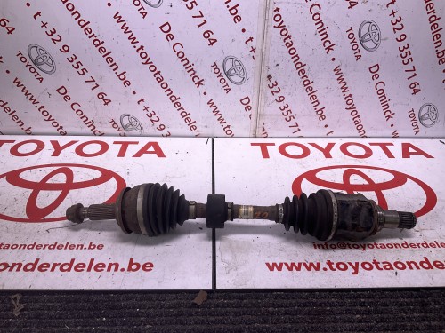 aandrijfas links voor  11-2011/05-2015