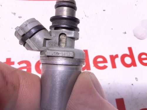 Injector  vele toyota's  4AFE engine 